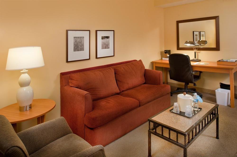 Radisson Hotel Fairview Heights - St Louis Extérieur photo